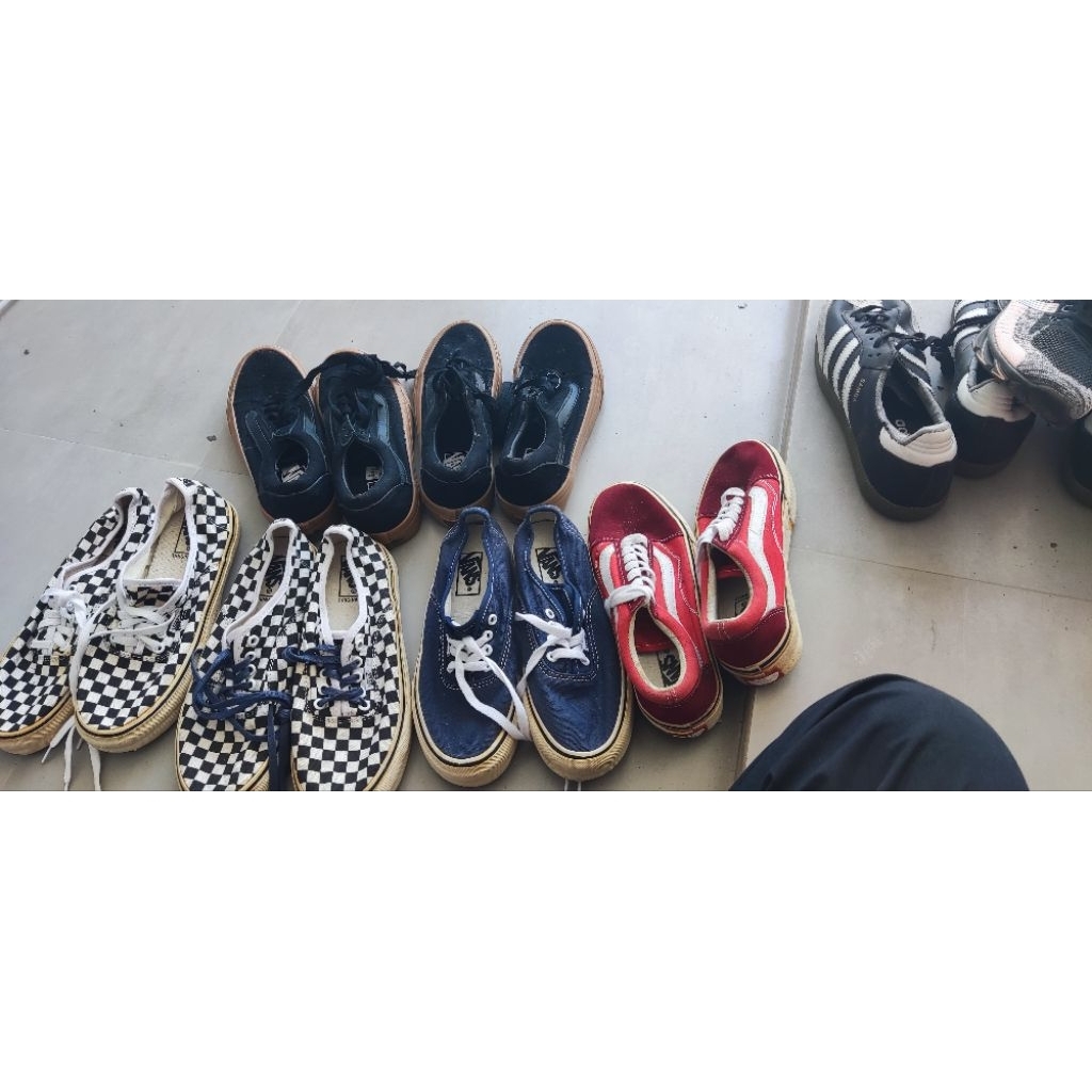 sepatu Vans remaja bekas