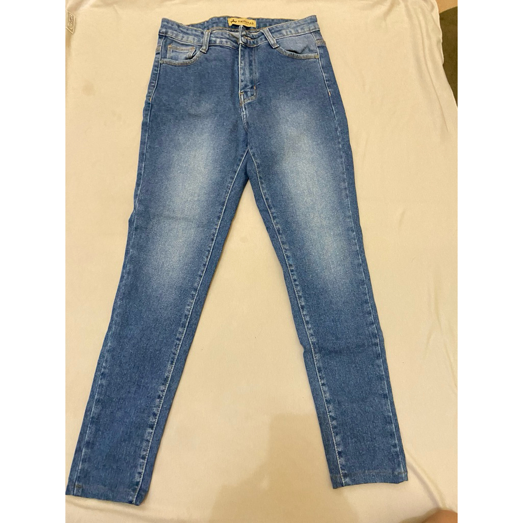 Preloved jeans Trinitas uk 27