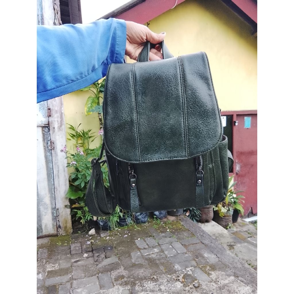 tas ransel sedang