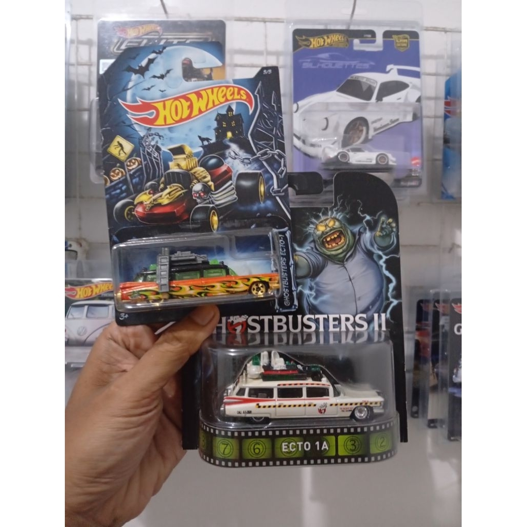 Hot wheels Ghostbusters ecto -1 full set