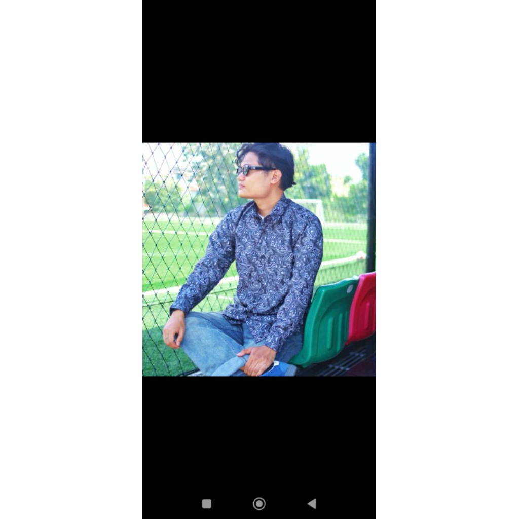 kemeja paisley
