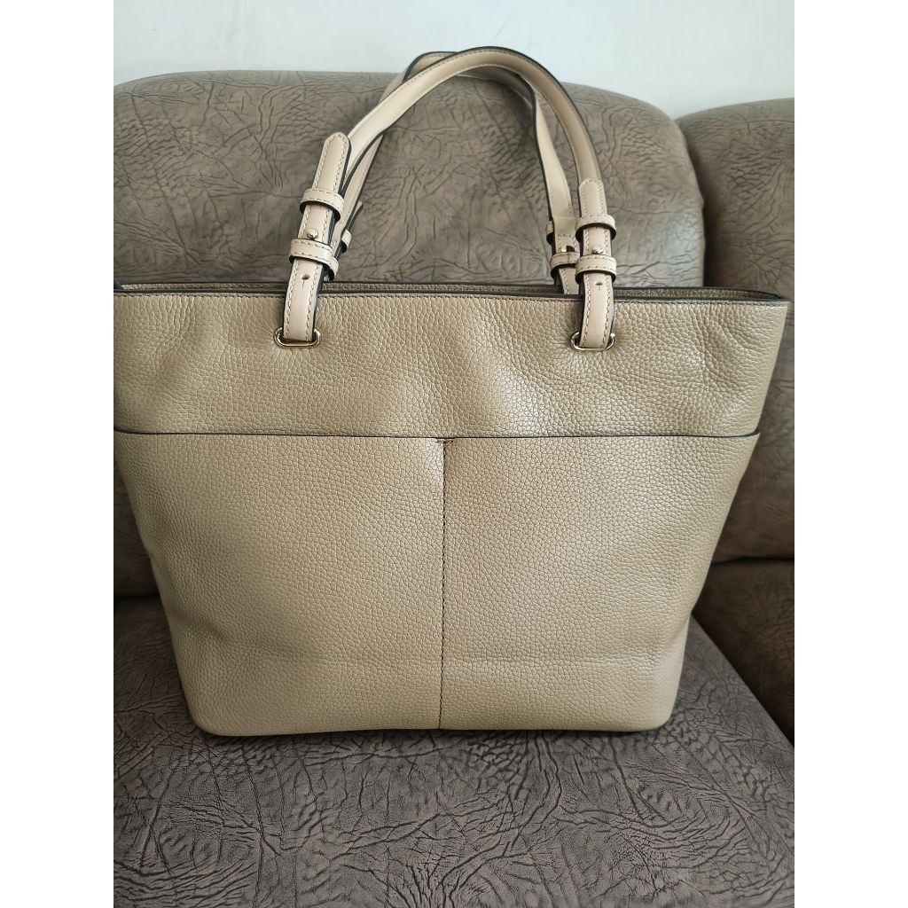 Preloved MK tote krem