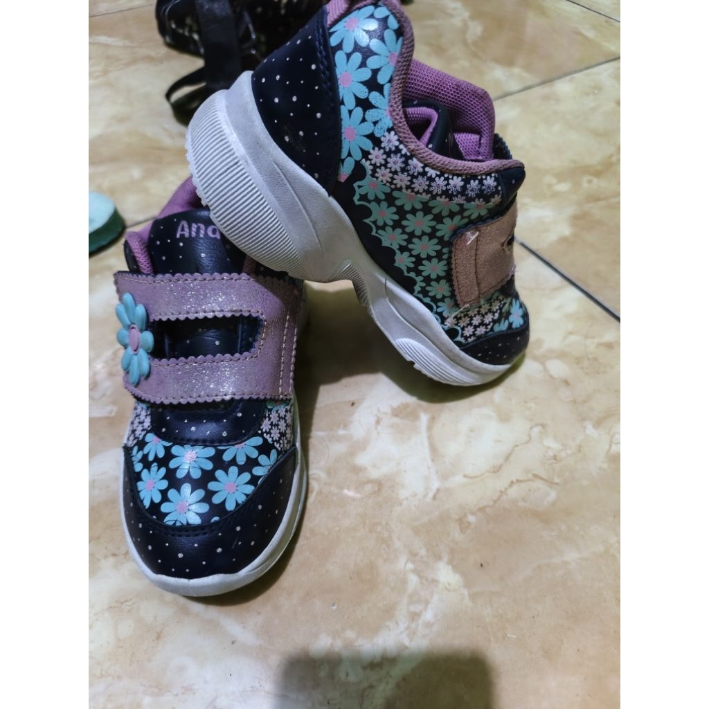 preloved sepatu anak ando