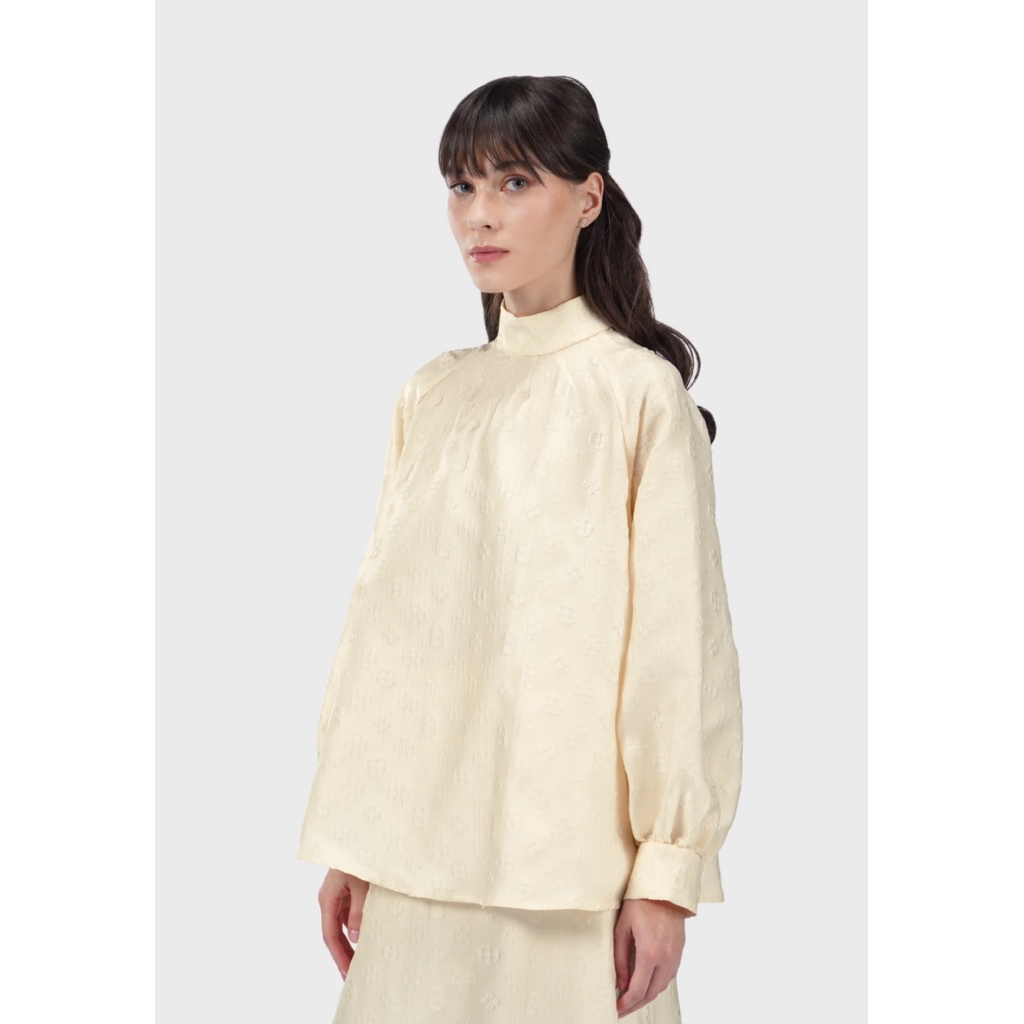 CASSEY MONOGRAM BLOUSE BUTTONSCARVES (S)