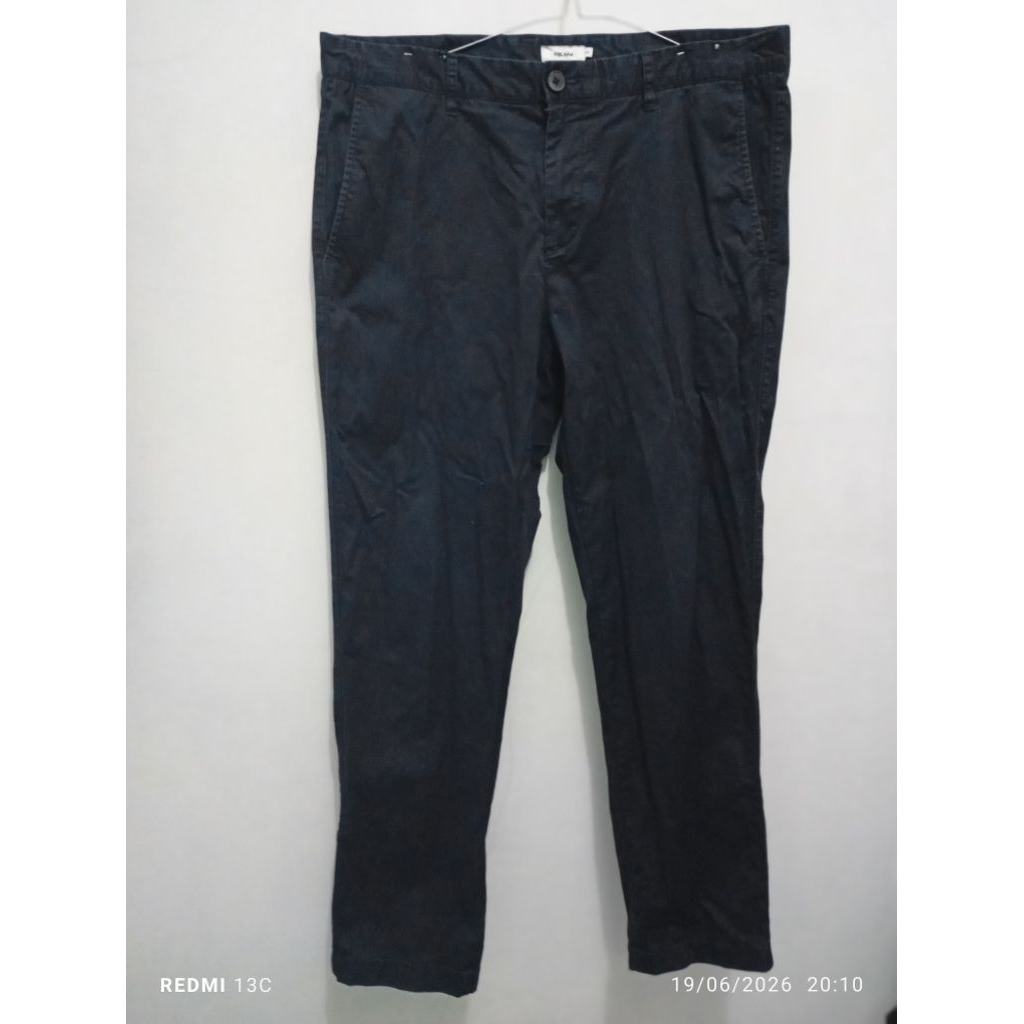 preloved celana panjang chino pria polham
