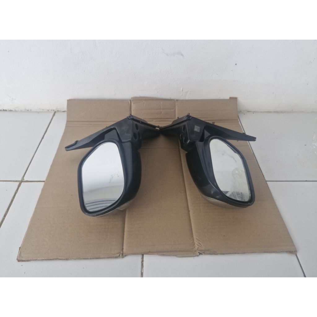 Spion Avanza Old Original Copotan