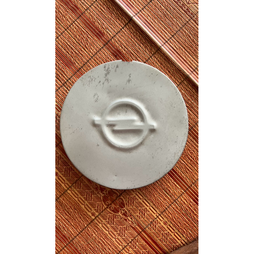 Center Dop Velg Mobil Opel Blazer Bekas