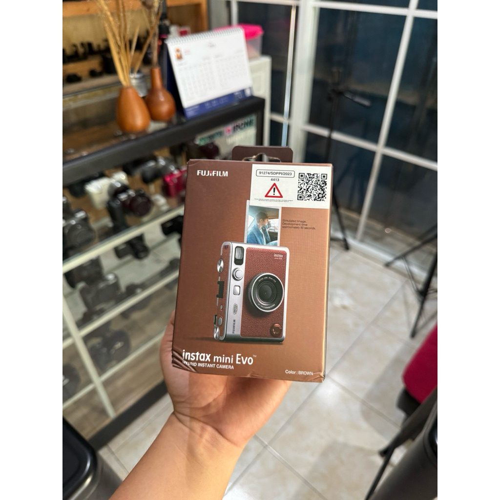 [KAMERA MIRORRLES] FUJIFILM INSTAX MINI EVO BROWN MULUS SECOND BERGARANSI ORIGINAL