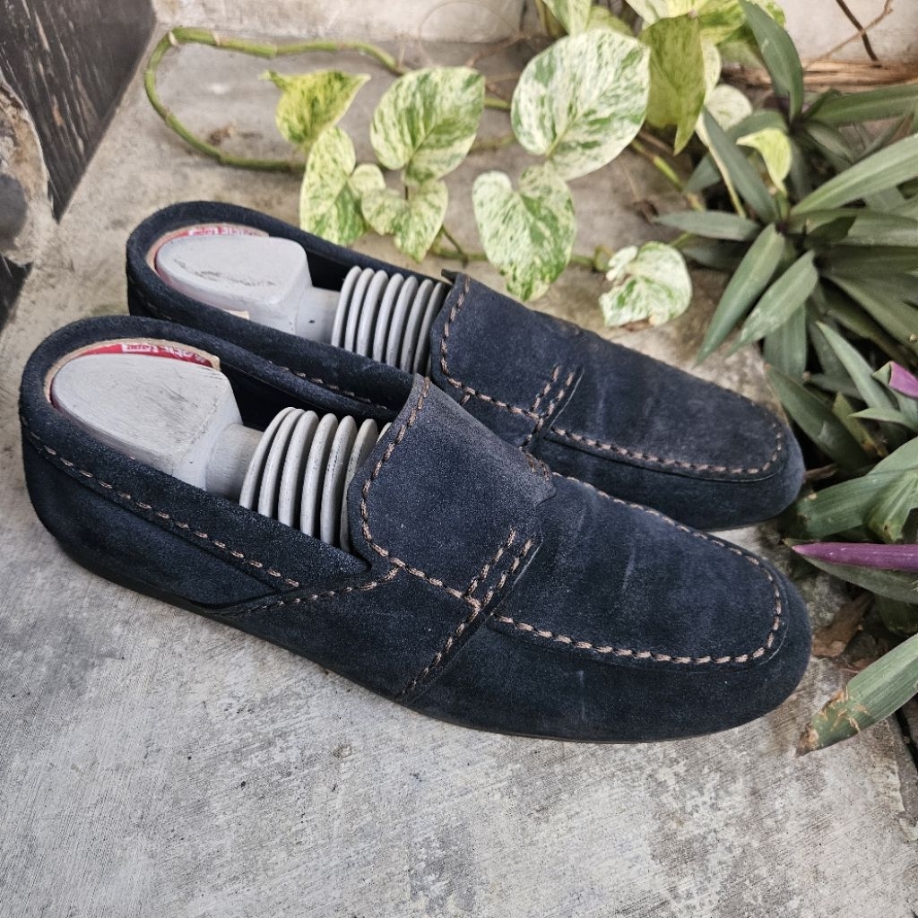 sepatu loafer second prada size 45(30cm)