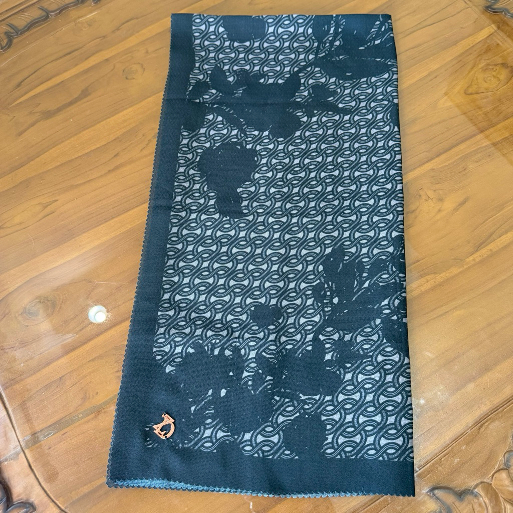 PL Zytadelia Scarf no box