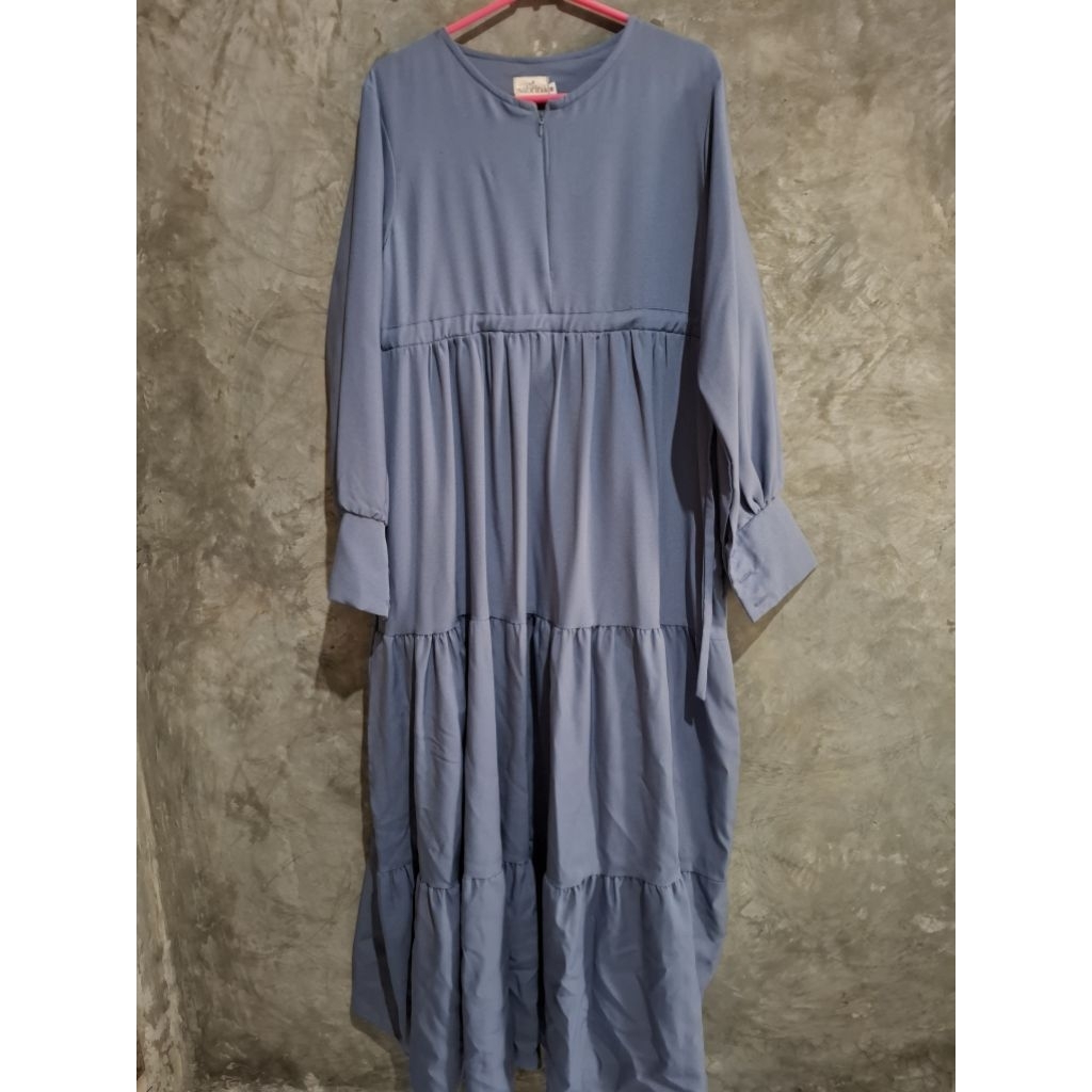 preloved sabrina dress