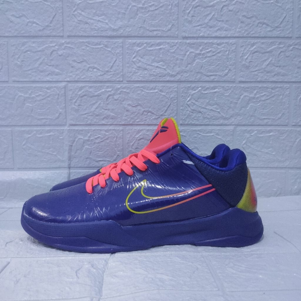 KOBE 5 PROTRO CAITIN CLRAK INDIANA FEVER
