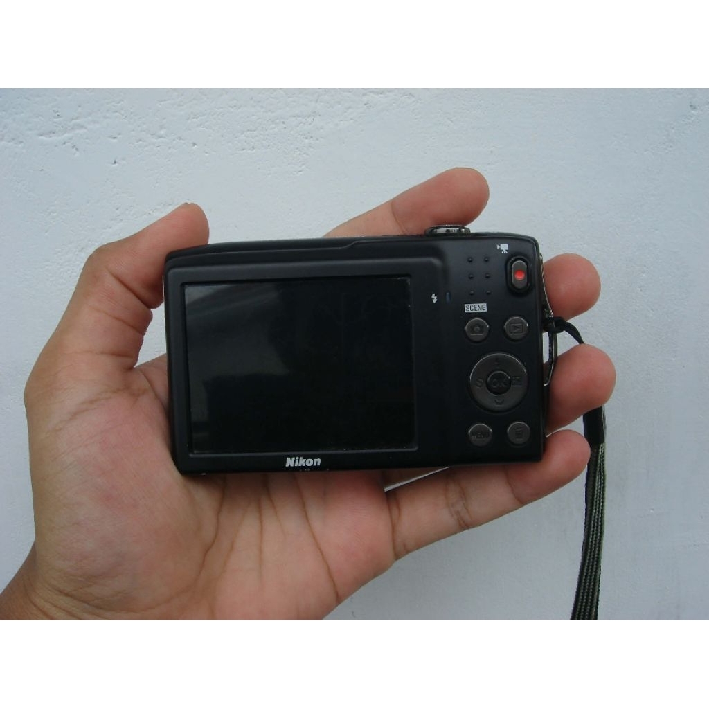 digicam nikon coolpix s3300