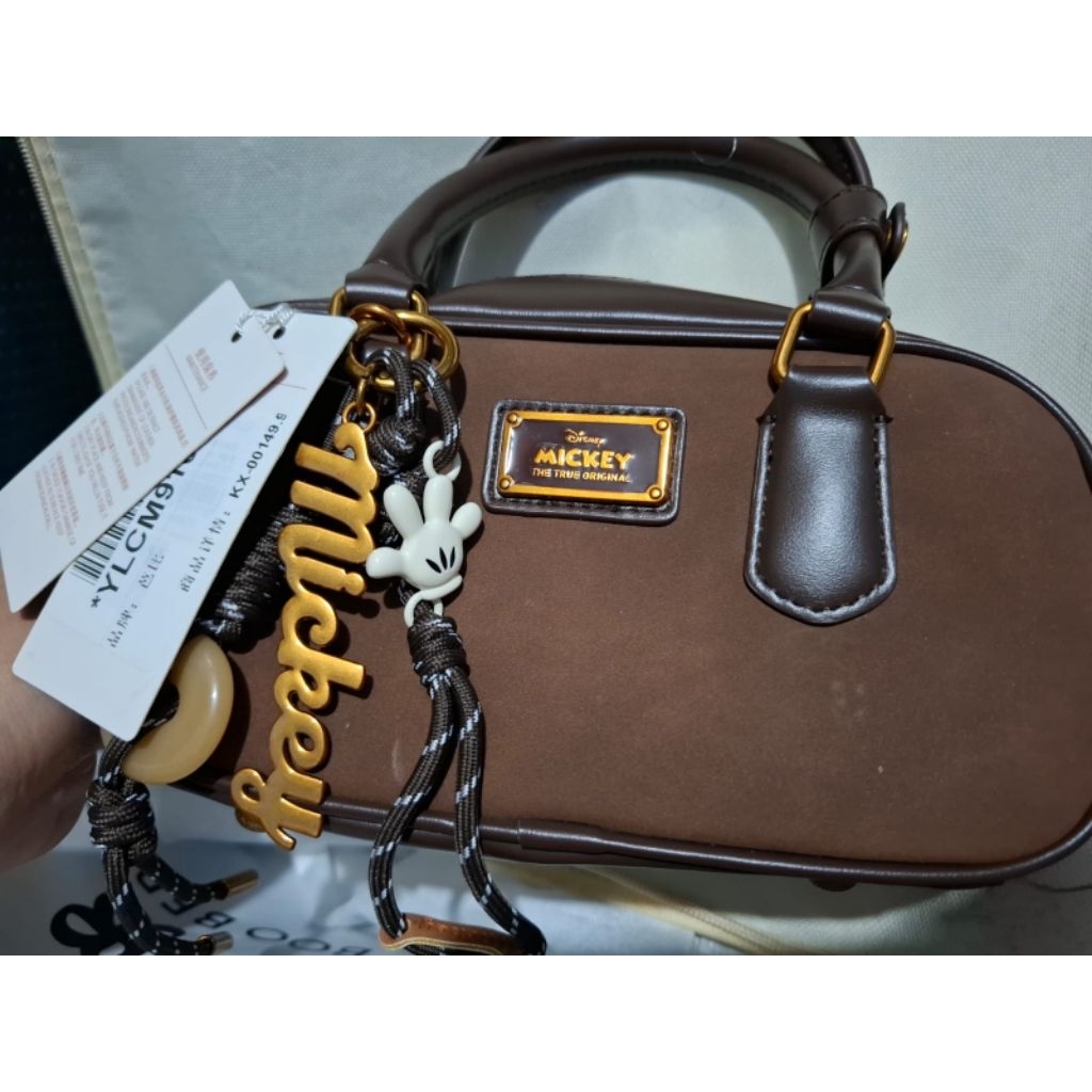 Tas Disney speedy Brown