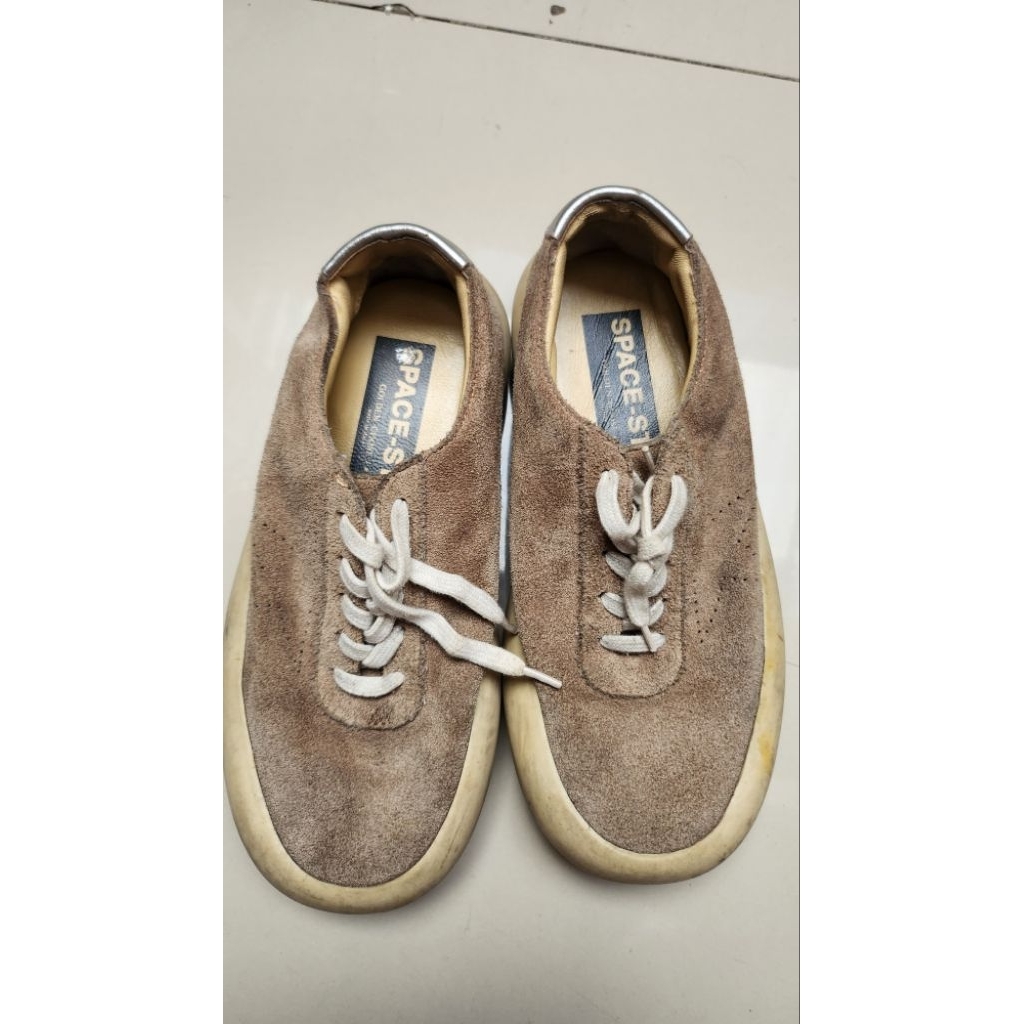 GGDB Golden Goose space star size 40 unisex