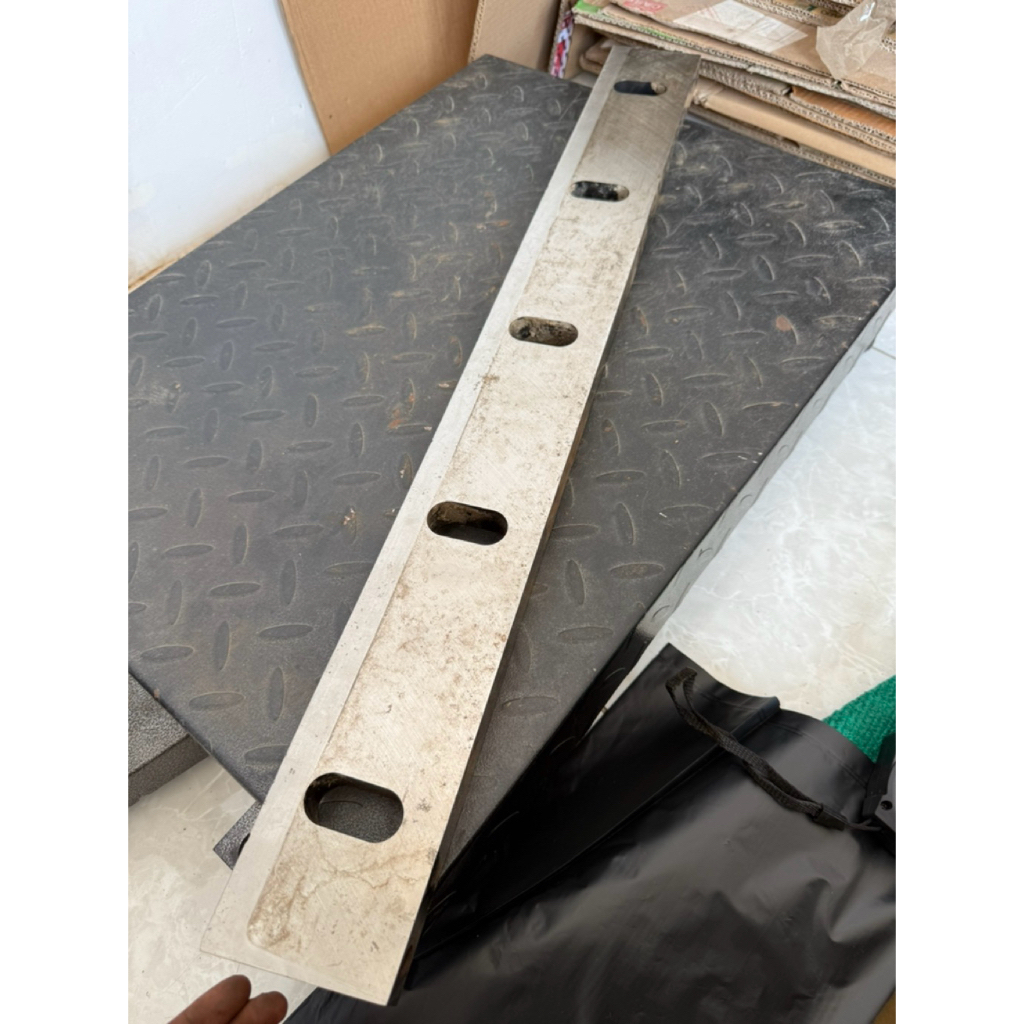 Bahan bilah pisau SKD 11 full Baja Putih mirror ketahanan tinggi