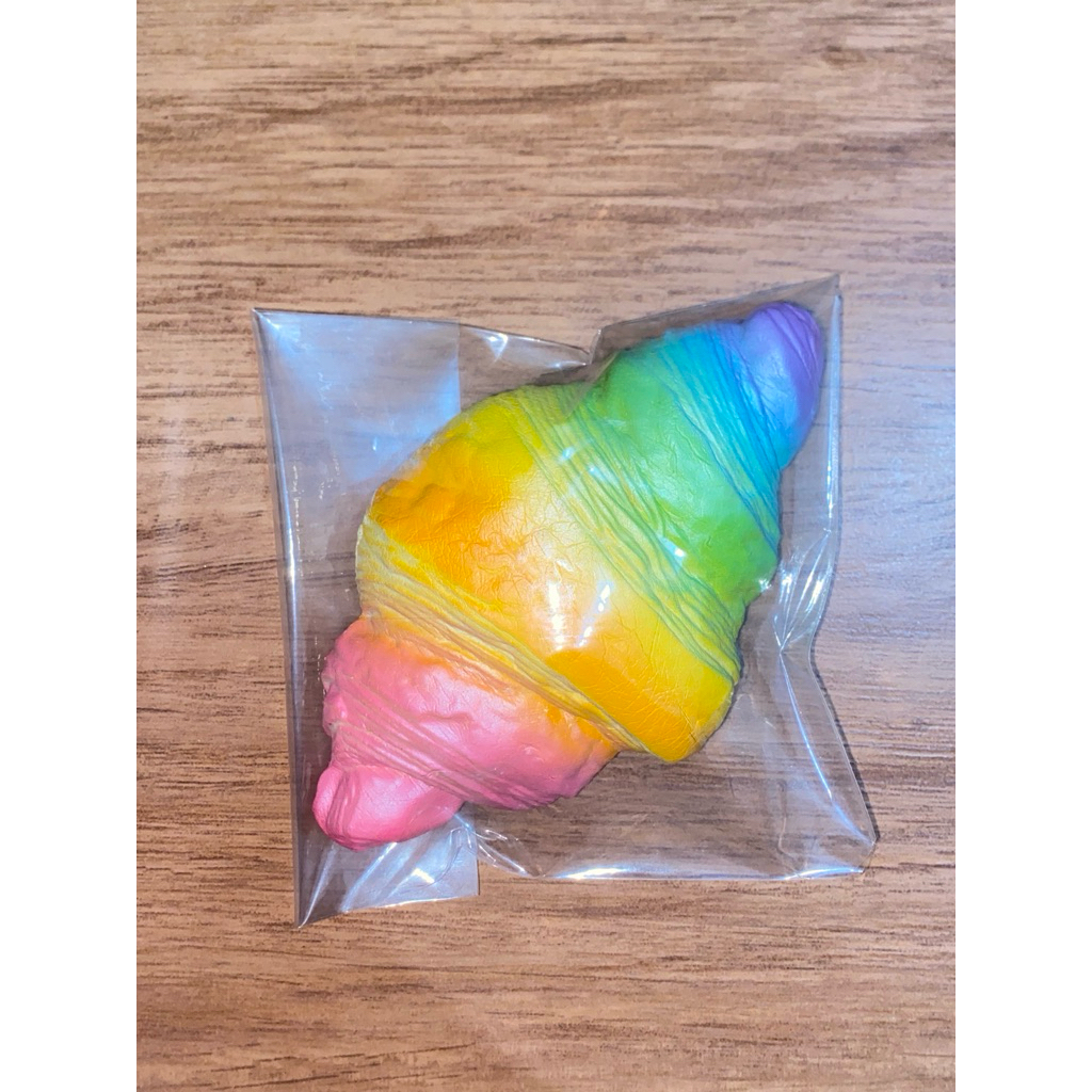 Preloved Squishy- Ibloom Rainbow Croissant Squishy