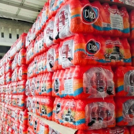 Air Mineral Cleo Botol 220 ml (isi 24 botol kecil)