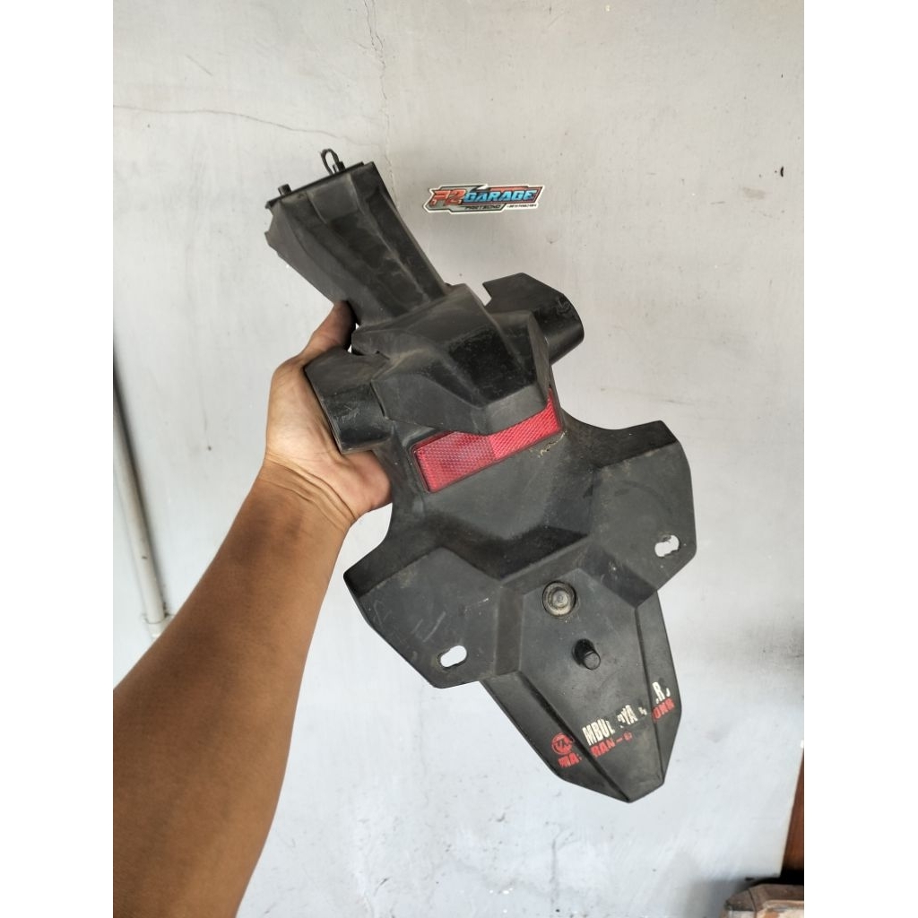Spakbor Slebor belakang set sein Cbr 150 R Cbr150R led original