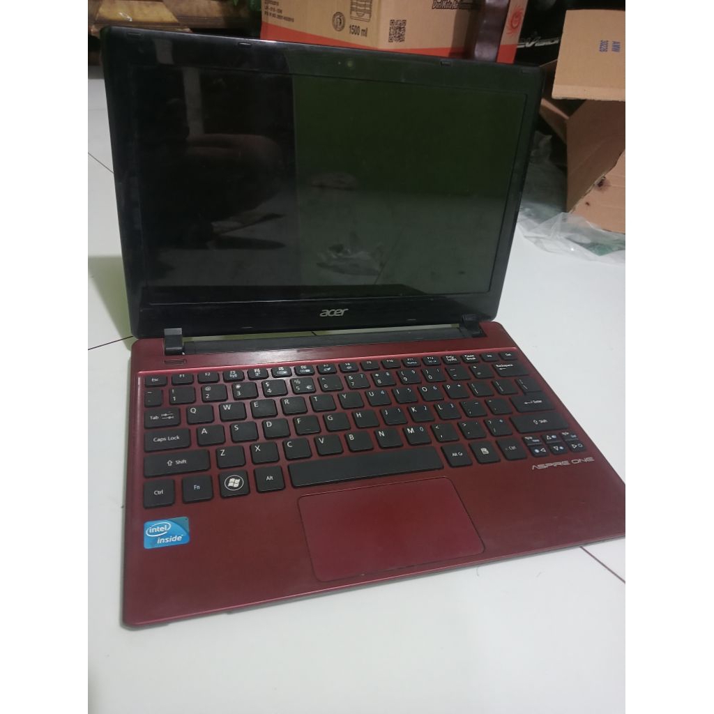 laptop/notebook acer one AO376 kondisi mati total, kelengkapan laptop aja gak ada cas ram dan hdd