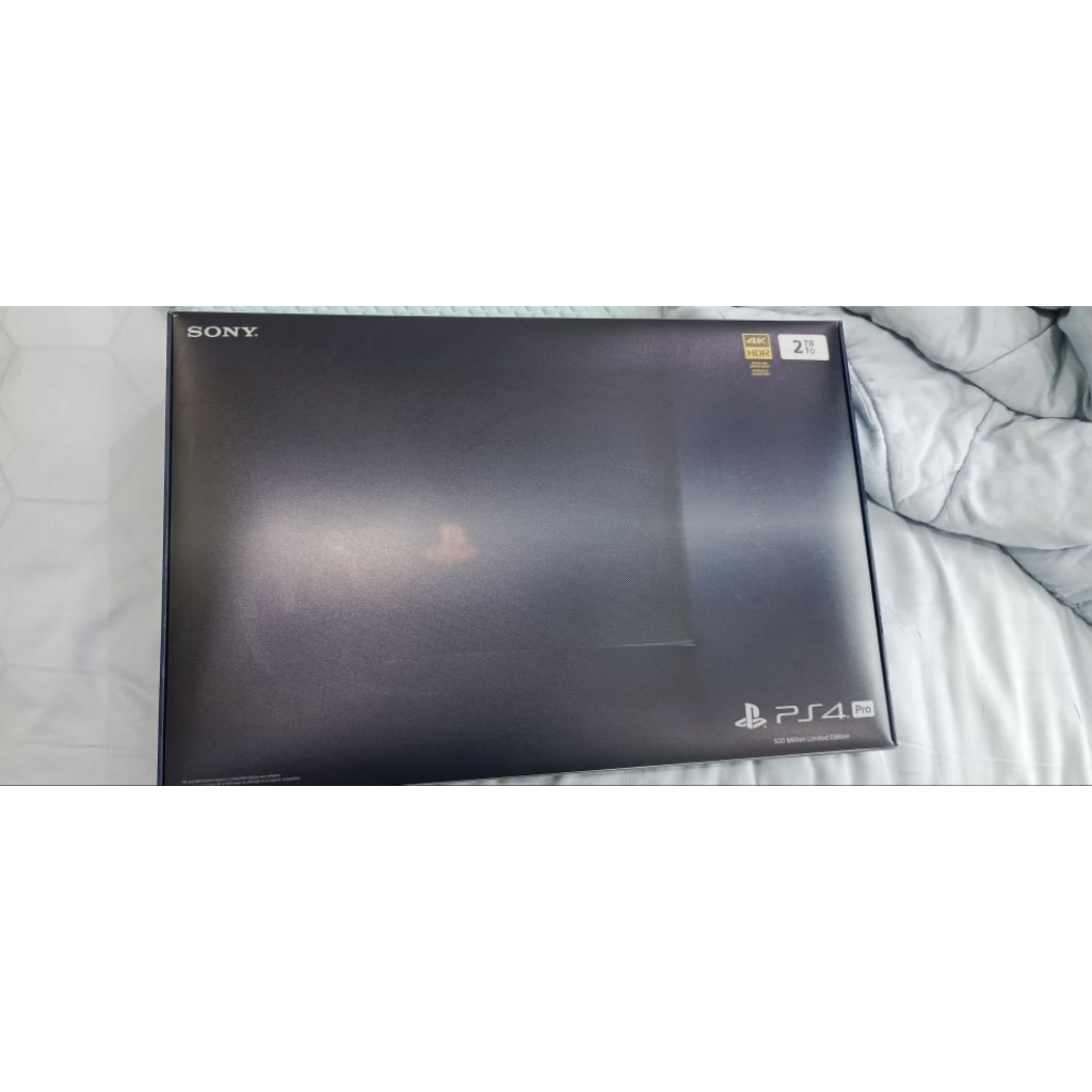 Ps4 Pro 500 Million Limited edition BNOB Reg USA