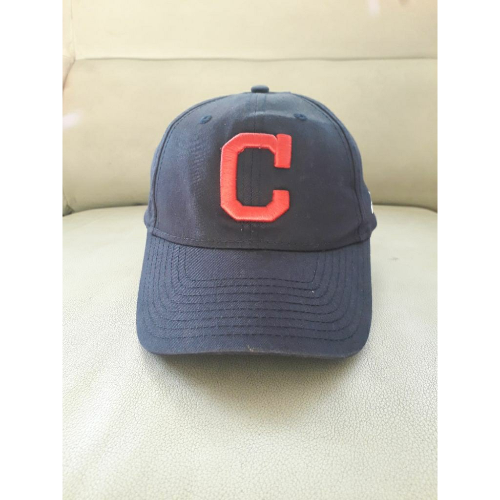 Topi New Era Logo C