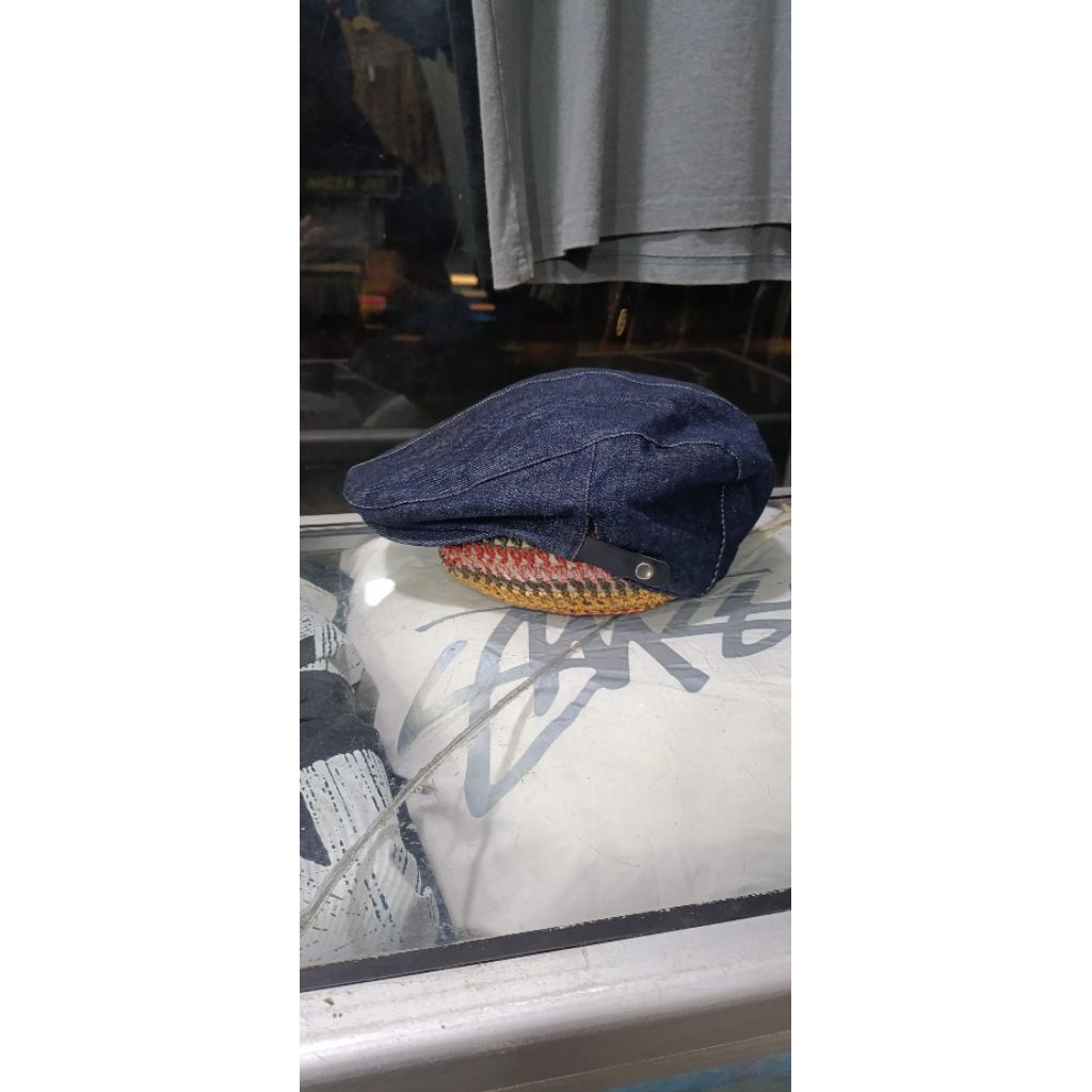 Topi Uniqlo