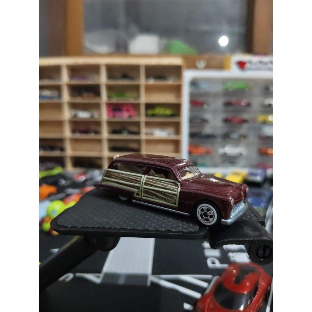 HotWheels Purple Passion Woody Base Besi Since 68 hot Rods Loose