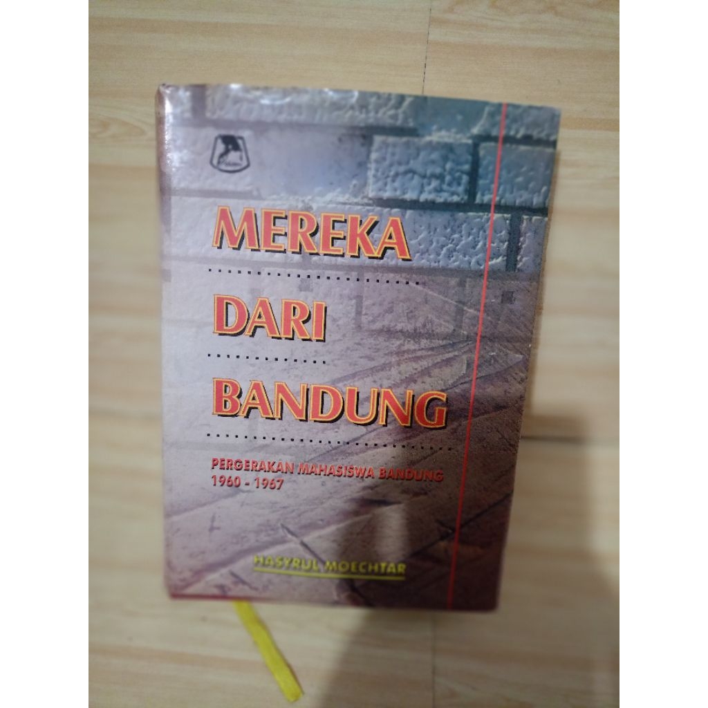 MEREKA DARI BANDUNG by hasyrul moechtar