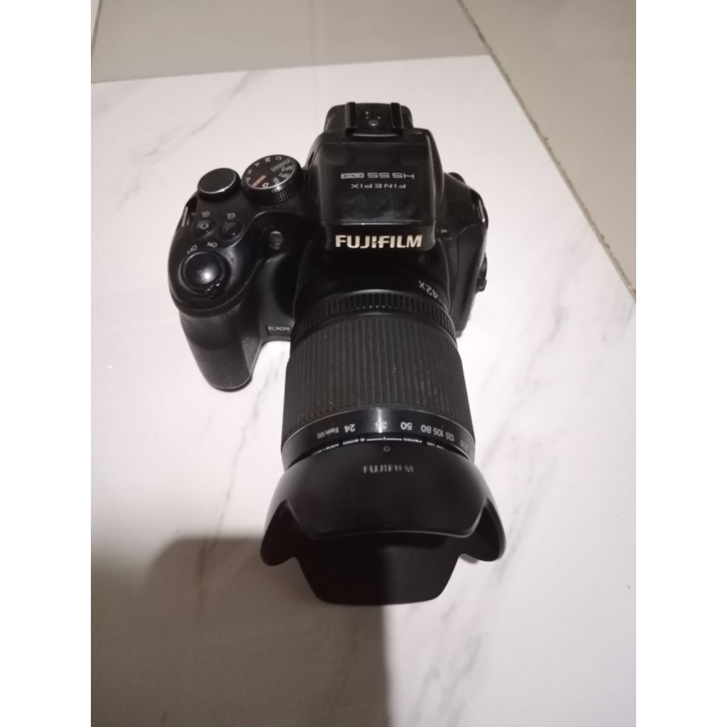KAMERA SDLR 42X ZOOM FUJIFILM