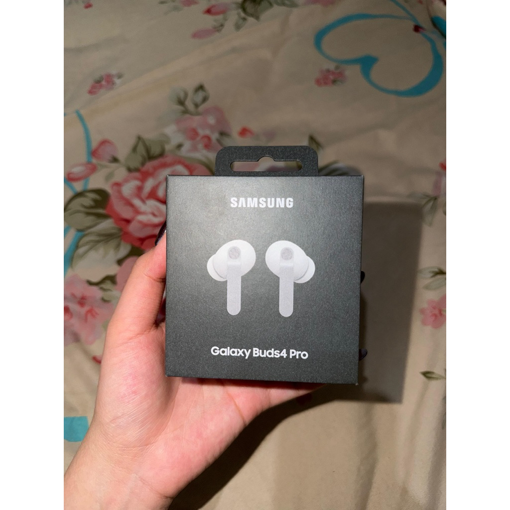 GALAXY EARBUDS4 PRO (NEW)