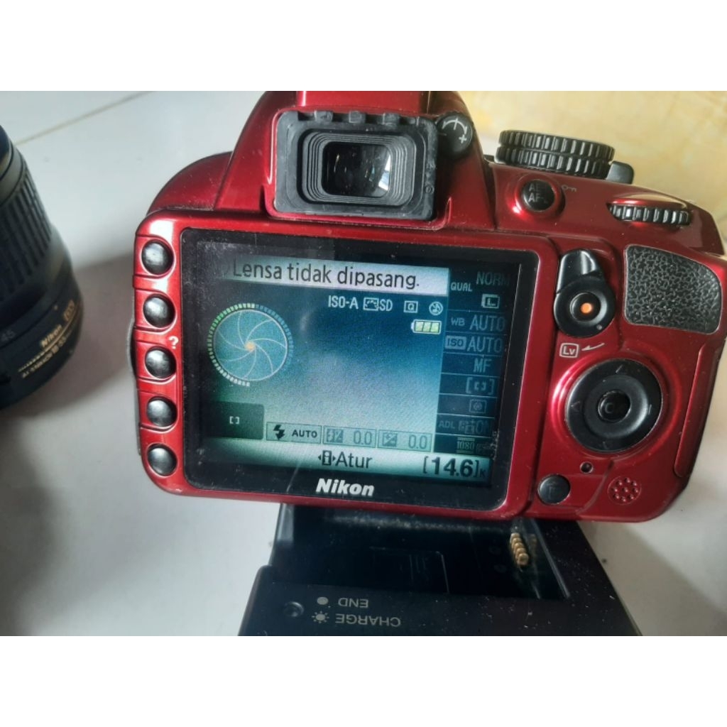KAMERA DSLR NIKON D3100