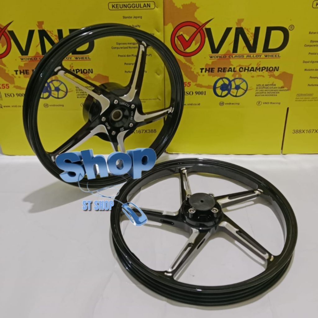 VELG VND AK 550 R17 UK 140/160x17 BEAT KARBU/BEAT FI/BEAT ESP BEAT POP VARIO 125-150 AK550 VND AK550