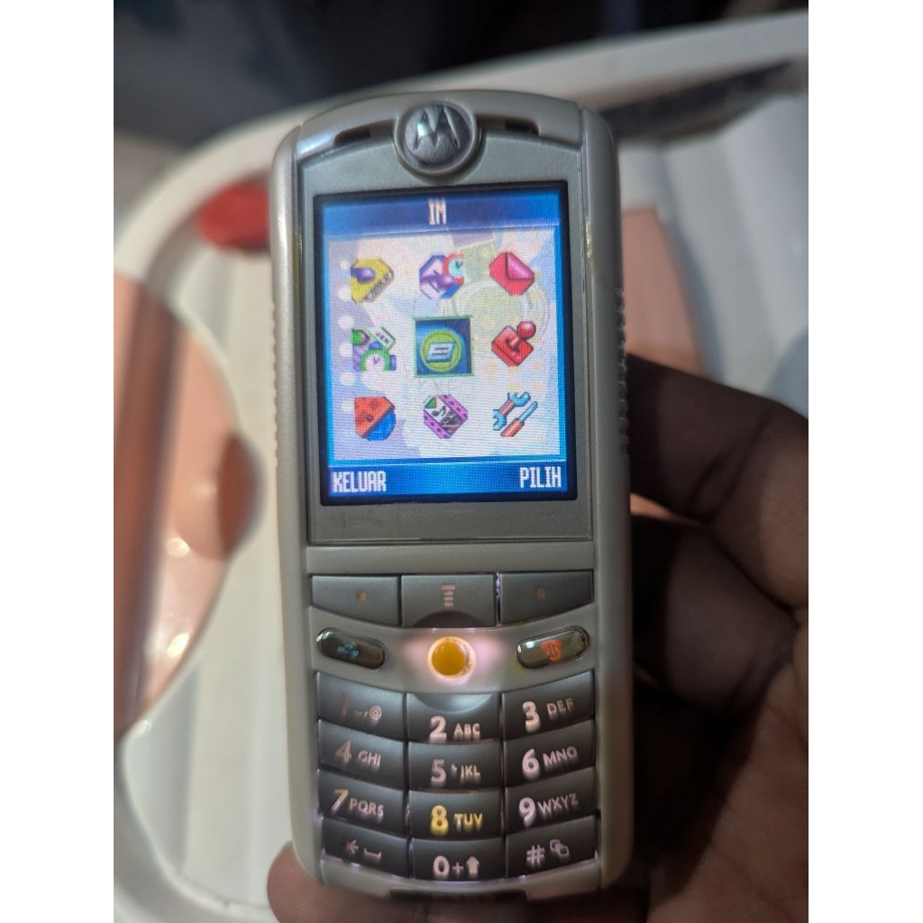 Motorola E398 putih