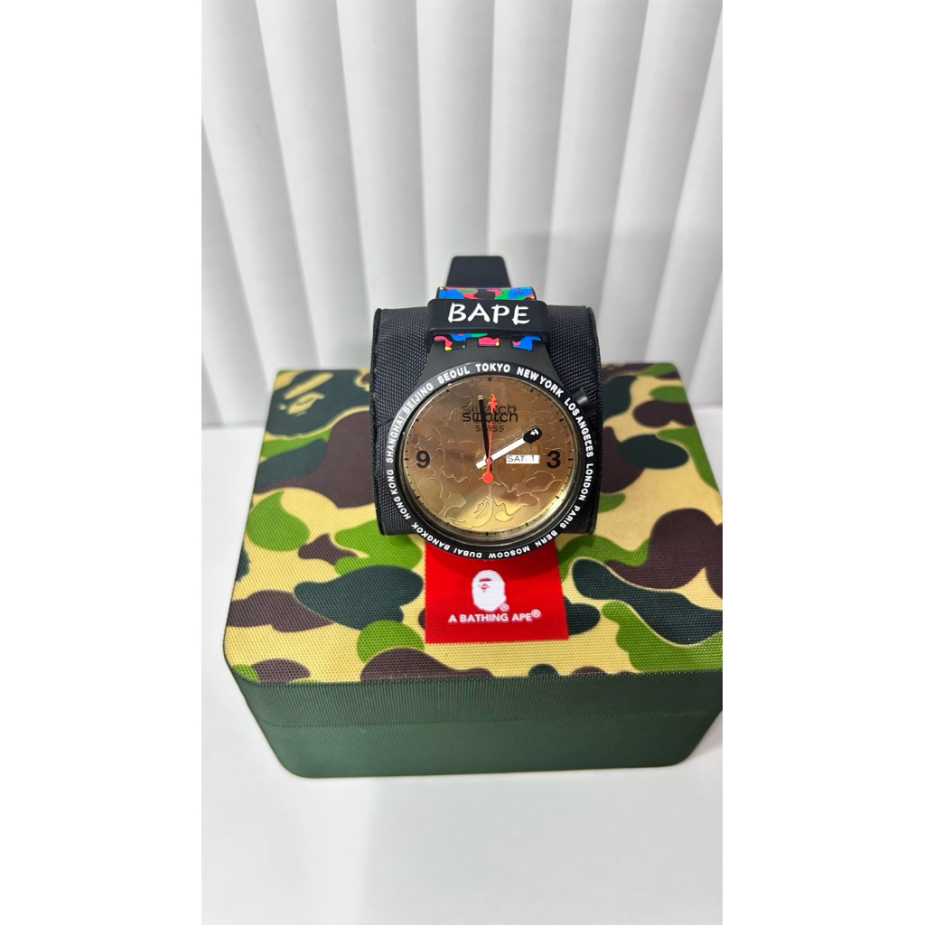 Jam Tangan Swatch X Bape