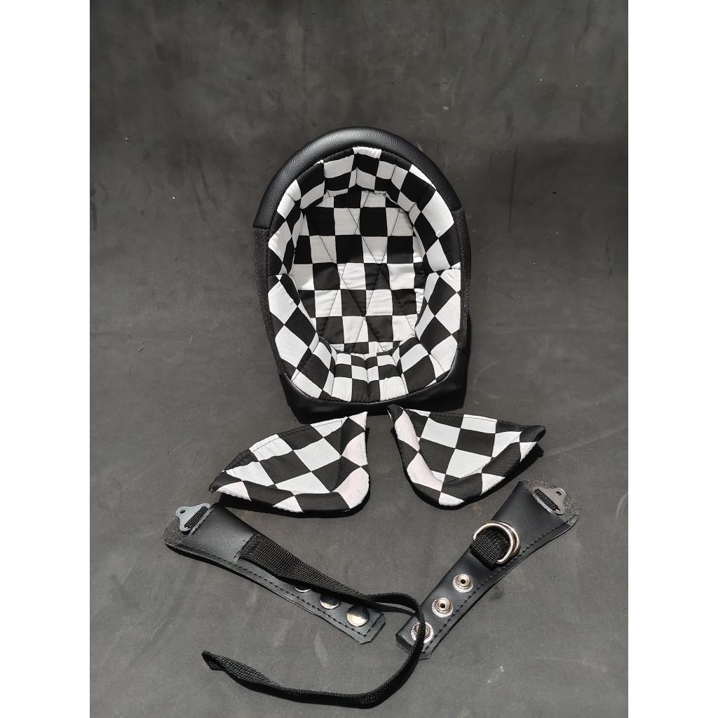Busa Helm Slim Head Motif Catur