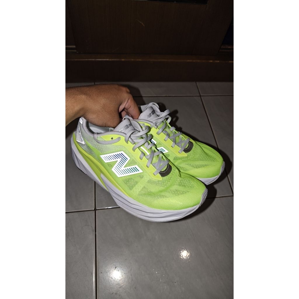 New Balance FuelCell Rebel V5