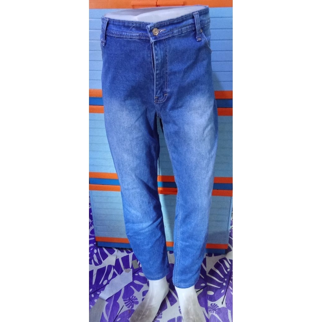 Celana Jeans DGS Preloved