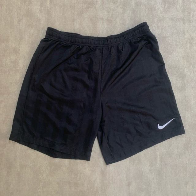preloved shortpants centang drifit  shortpants celana pendek olahraga training running lari sport gy