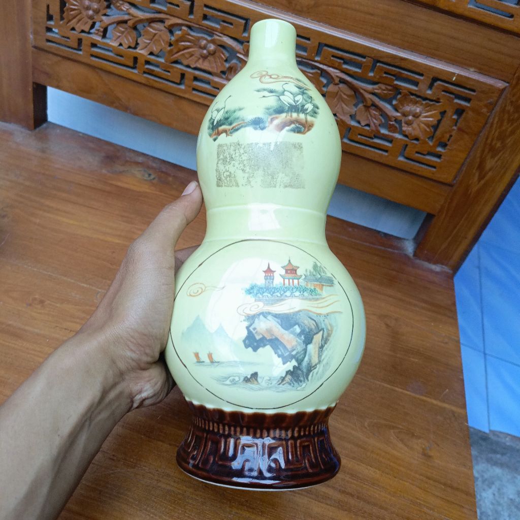 hiasan botol keramik china antik jadul