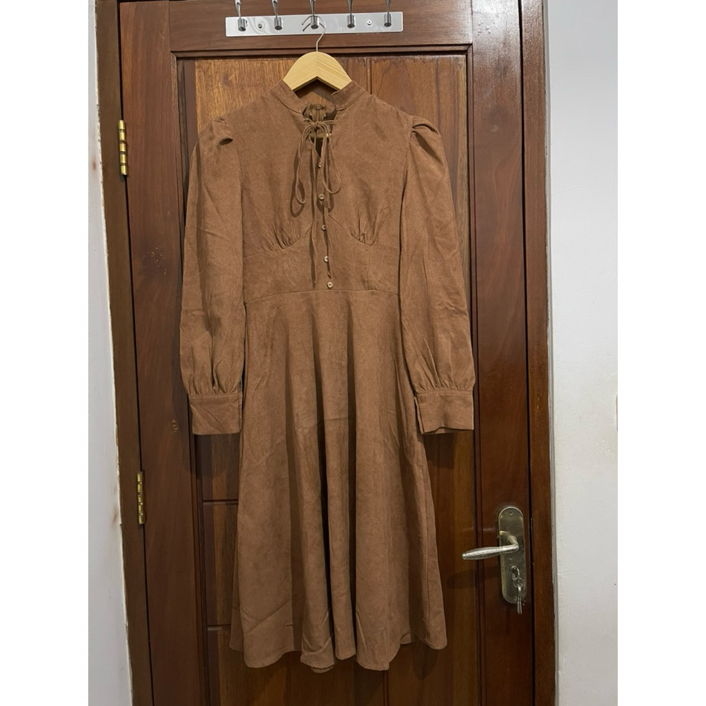 MIDI DRESS CORDUROY COKELAT MAHOGANI