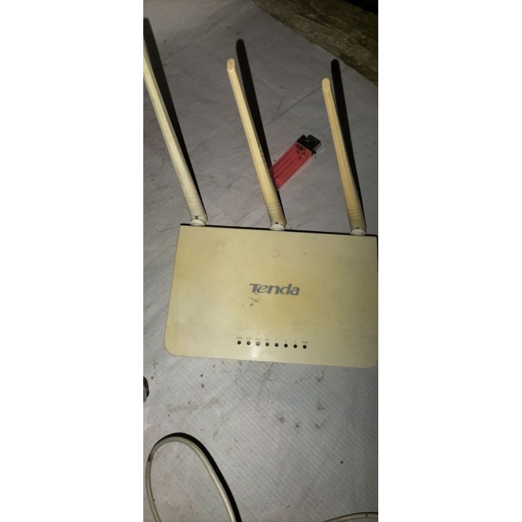 TENDA F3