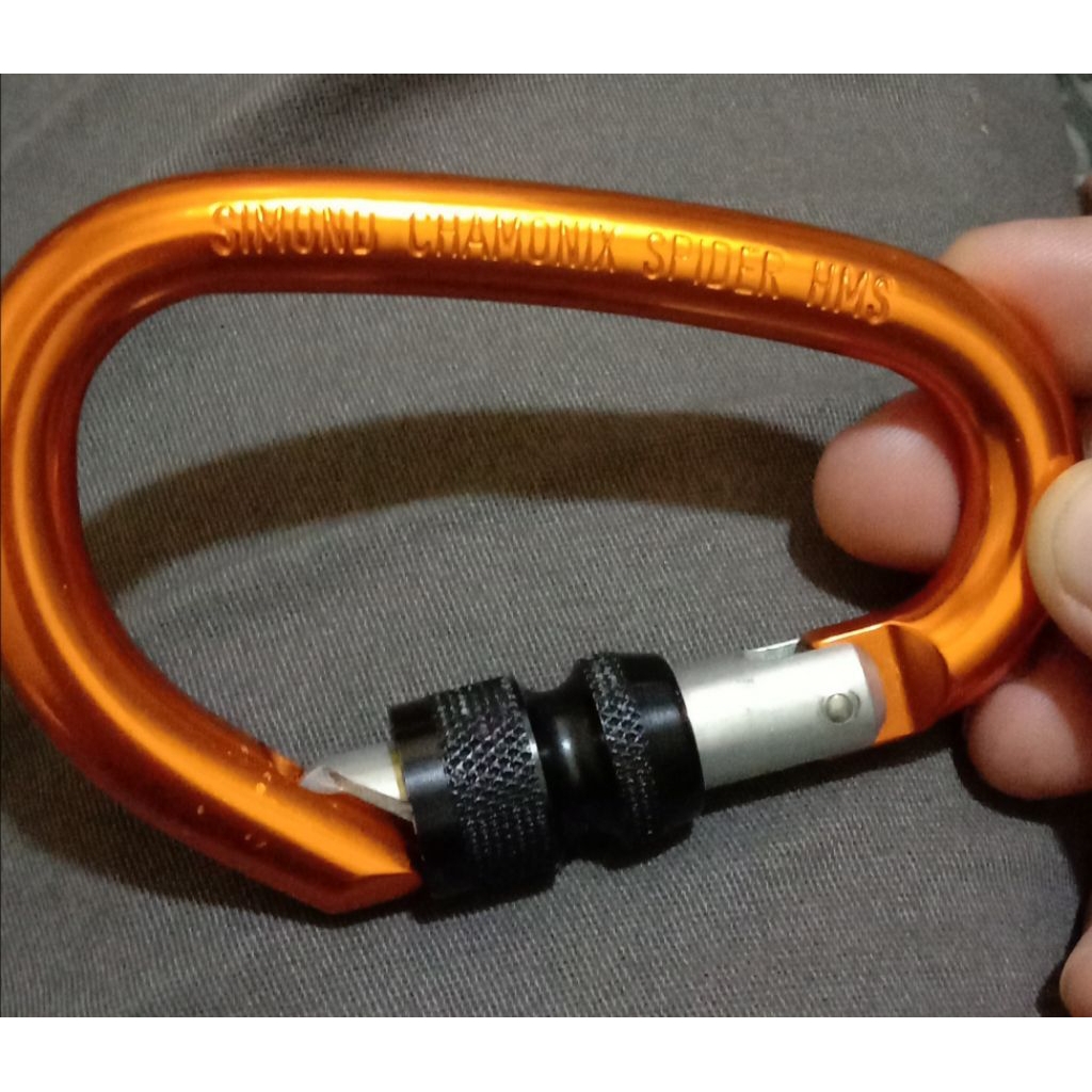karabiner simond