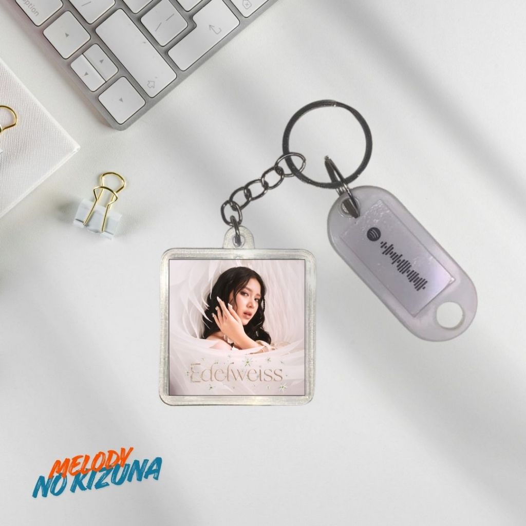 (TIARA ANDINI) GANTUNGAN KUNCI/BAGCHARM COVER ALBUM/SINGLE/EP MUSISI/BAND GANCI PREMIUM ACRYLIC SPOT