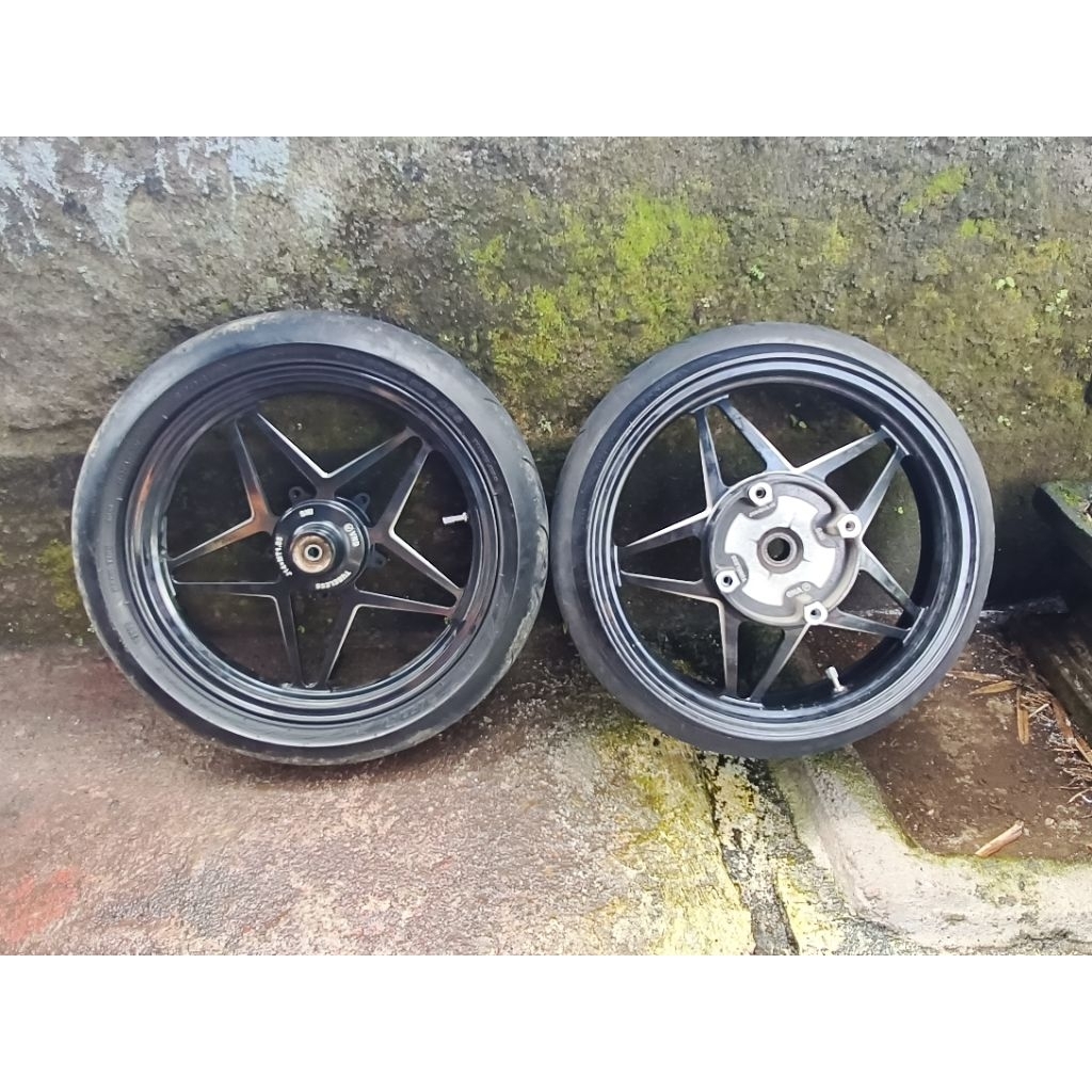 VELG VND SET BAN FDR MP 27 UKURAN 90/80 BEKAS PEMAKAIAN PCX SINGKAT