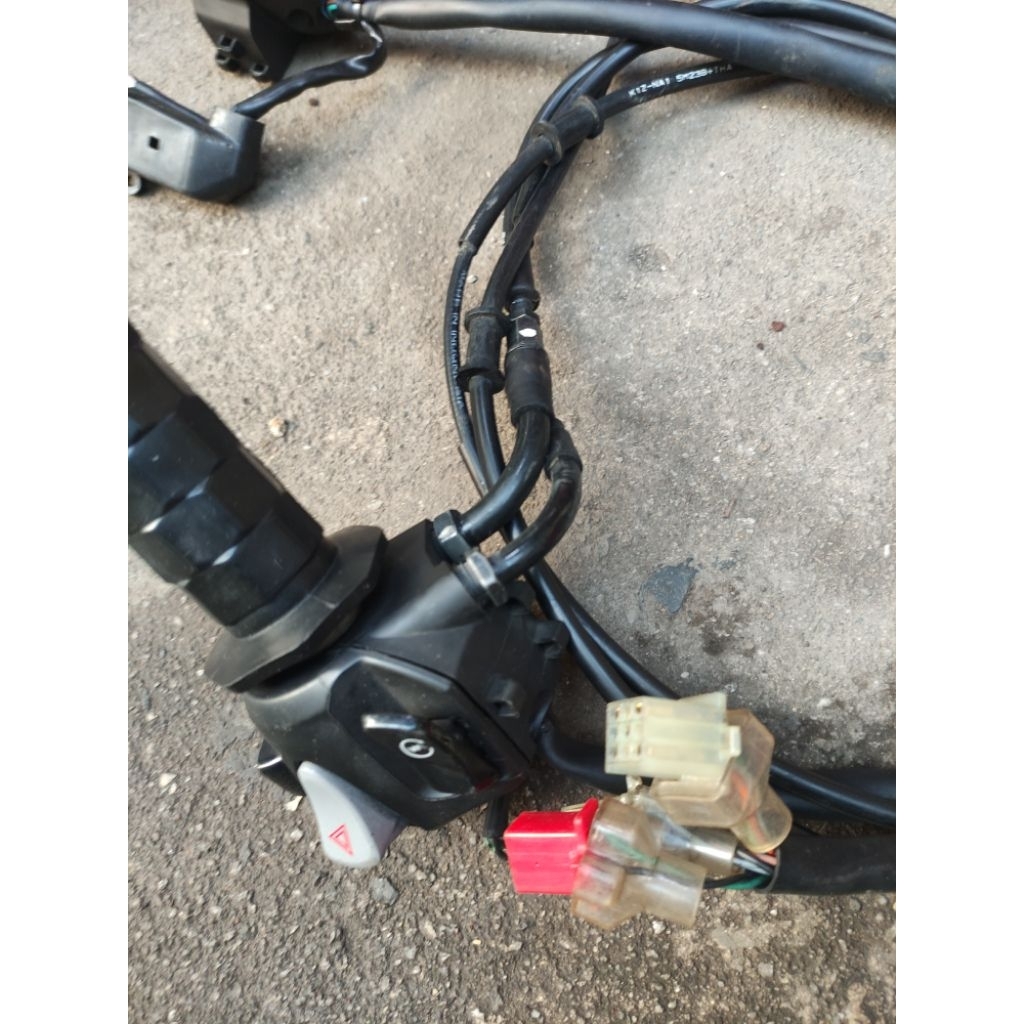 Holder Kanan/Kiri Honda PCX