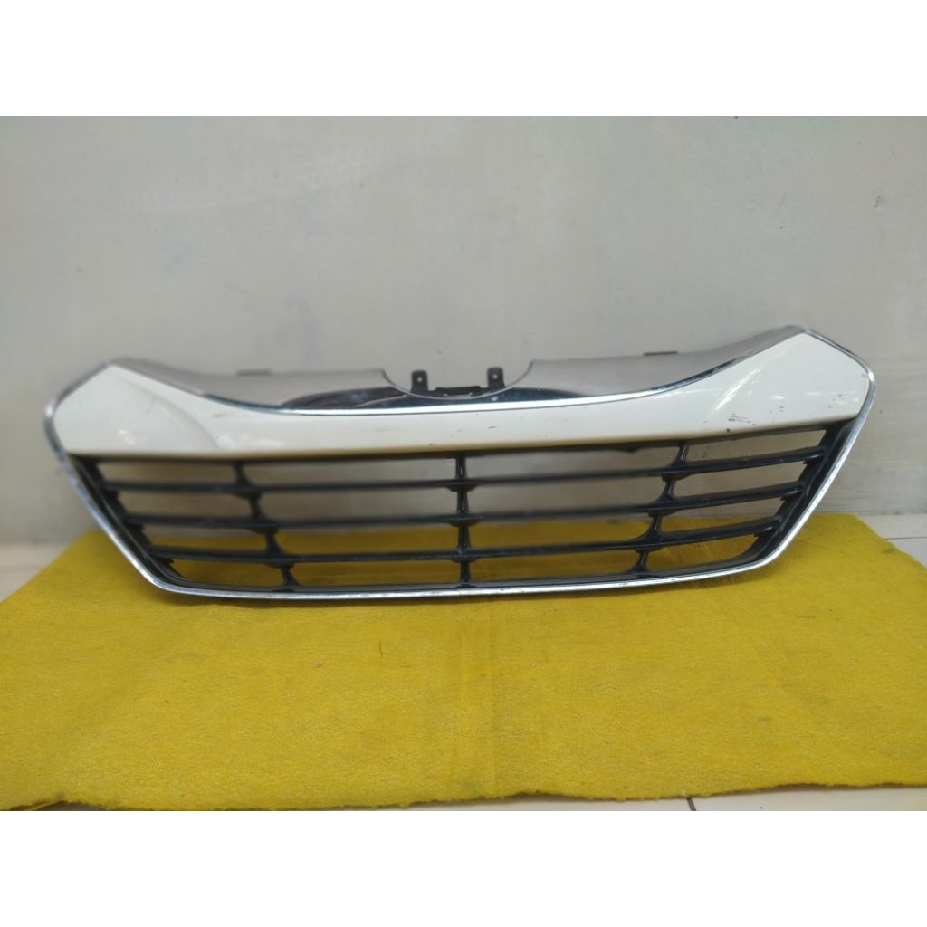 grill depan hyundai Tucson th 2010 2014