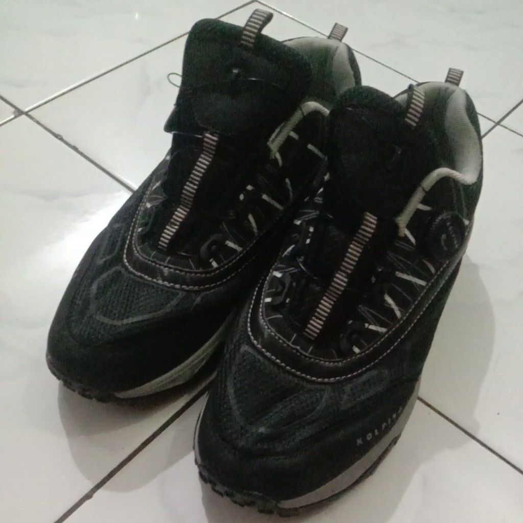 sepatu trail running outdoor kolping