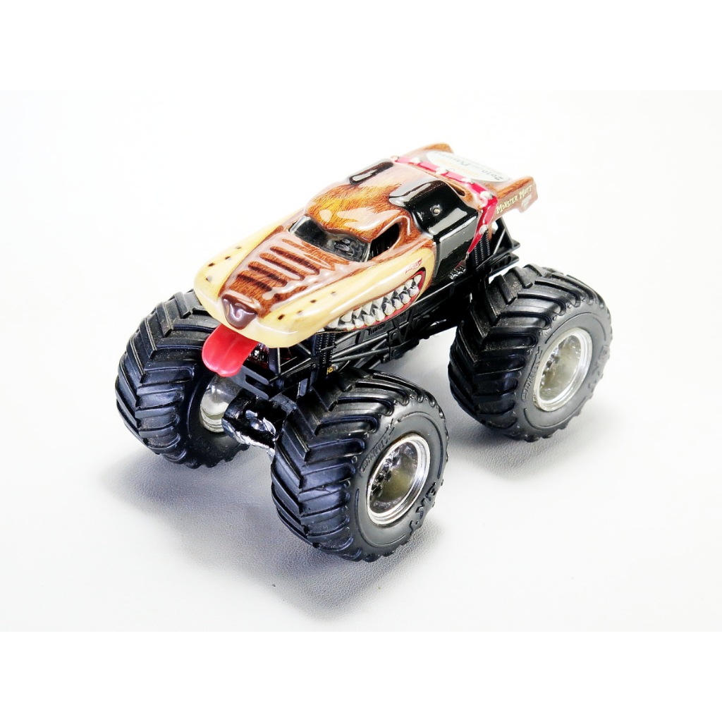 Hot Wheels loose Monster Jam Monster Mutt - Coklat