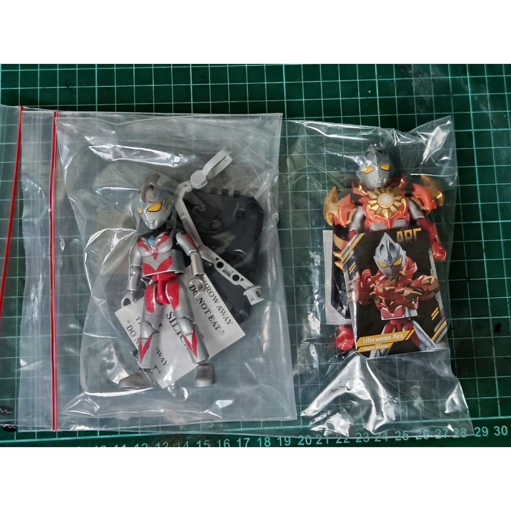 Ultraman Arc and Arc Solis armor (second) ultraman Gv13